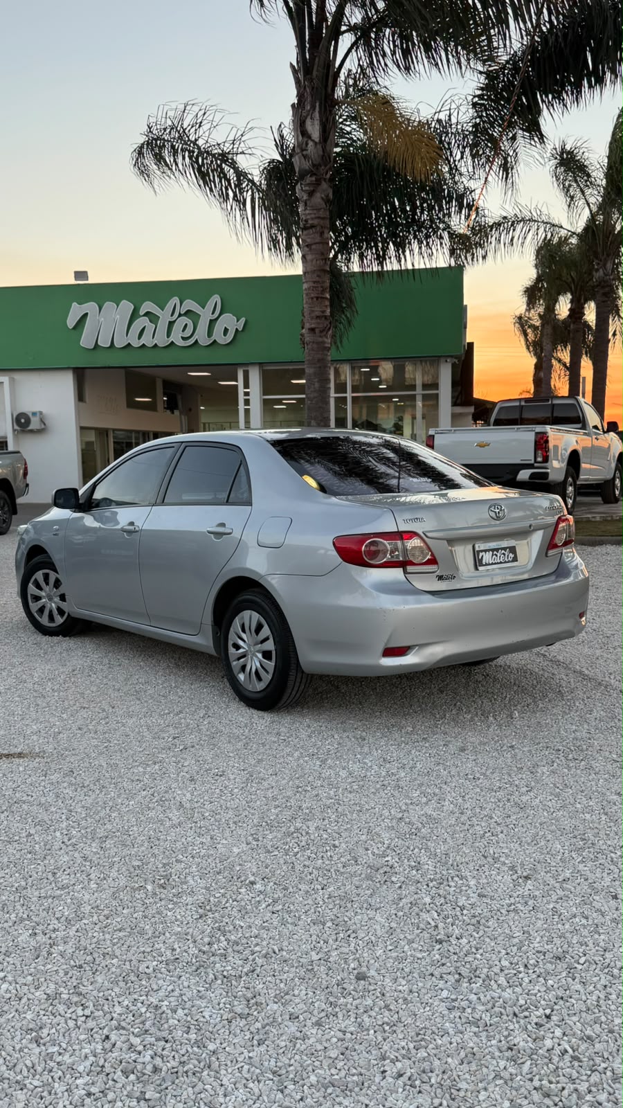 TOYOTA - COROLLA    XLI  1.8  - MANUAL  - 2013